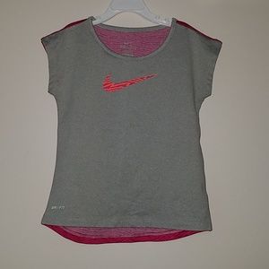 NWOT Nike top